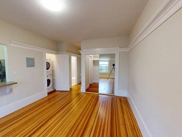 1BR/1BA Apartment · San Francisco photo 2