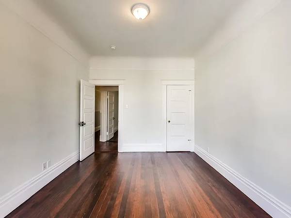 2BR/1BA Apartment · San Francisco photo 4