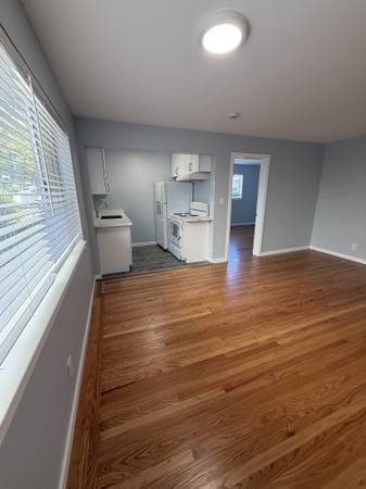 1BR/1BA Apartment · Daly City photo 2