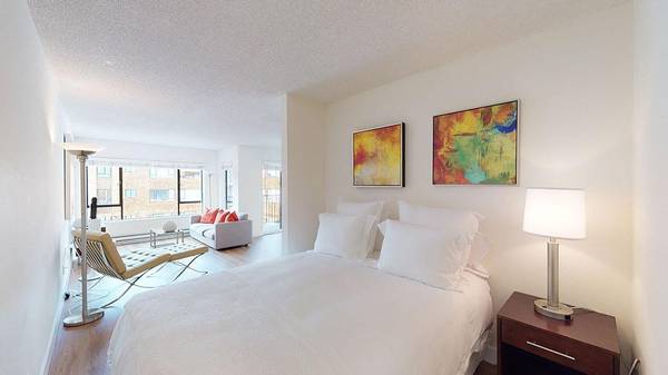 Apartments on Bay Street · San Francisco photo 3