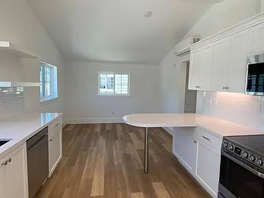 1BR/1BA Apartment · Campbell photo 3