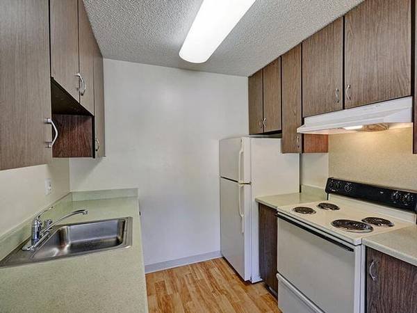 Apartments on Diablo Ave. · Novato photo 2