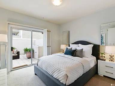 2BR/2BA Condo on Sutter St · San Francisco photo 5