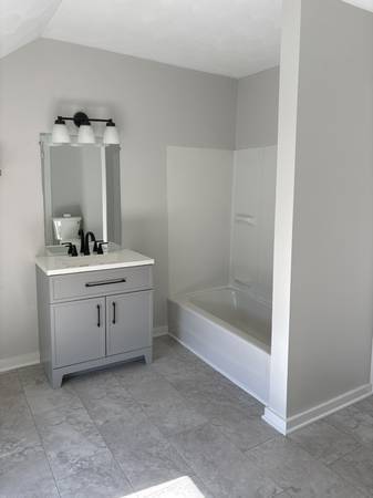 1BR/1BA Apartment · San Bruno photo 2