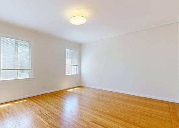 1BR/1BA Apartment · Berkeley photo 2