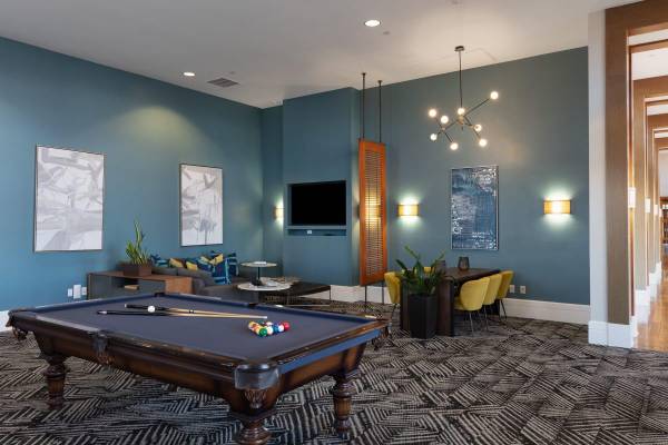 Apartments on El Camino Real · Santa Clara photo 5