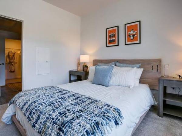 Apartments on Walnut Ave · Fremont photo 5