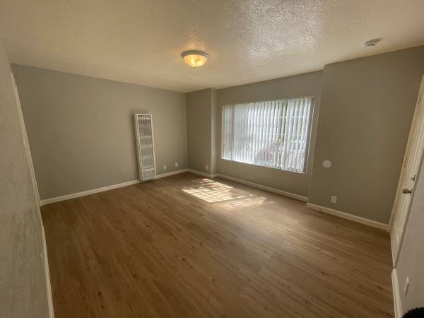 Townhouses on Doyle St · Emeryville photo 2
