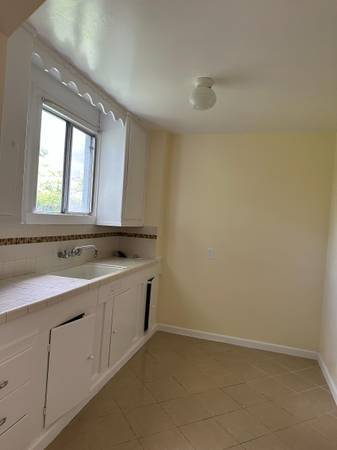 1BR/1BA Apartment on Bancroft Way · Berkeley photo 3