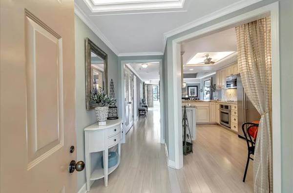 1BR/1BA Condo on Cesano Ct · Palo Alto photo 4