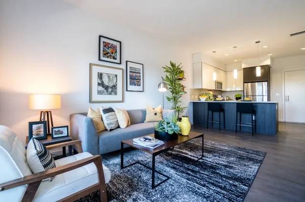3228 Adeline photo 3
