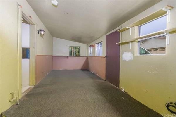 1BR/1BA Apartment · Hayward photo 2