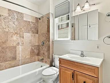 1BR/1BA Apartment · San Francisco photo 2