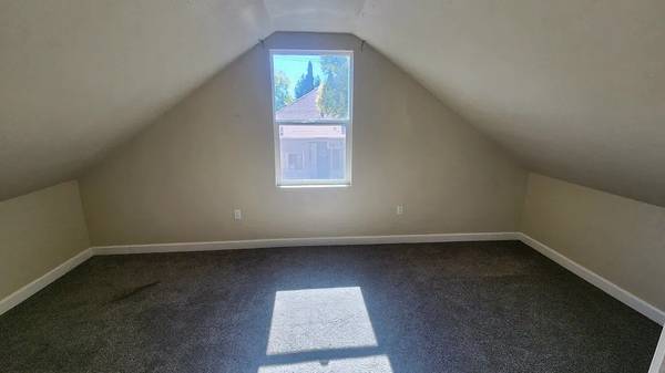 2BR/1BA Single Family House on Morgan St · Santa Rosa photo 5