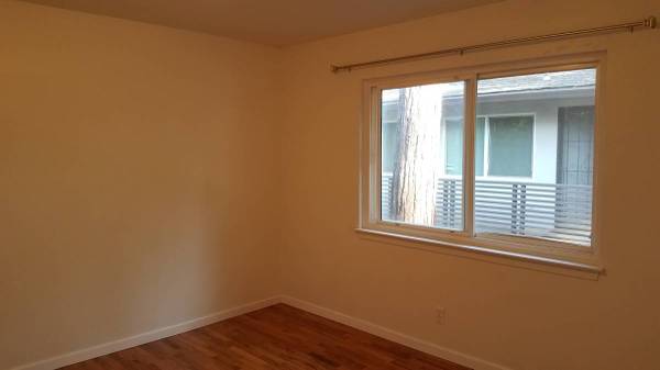 2BR/1BA Apartment on Opal Drive · San Jose photo 3