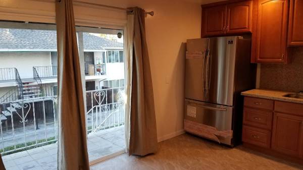 2BR/1BA Apartment on Opal Drive · San Jose photo 2