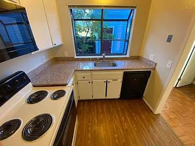 412 Barnegat Ln Redwood City, CA 94065 photo 5