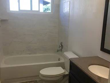 Beautifully Updated Single Family House Available Now! $3,000 Per Month photo 2