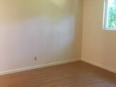 Beautifully Updated Single Family House Available Now! $3,000 Per Month photo 5