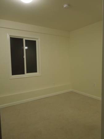 1BR/1BA Single Family House · San Bruno photo 5
