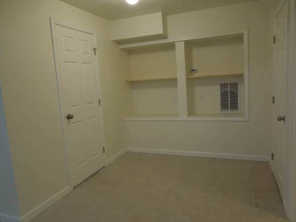 1BR/1BA Single Family House · San Bruno photo 3