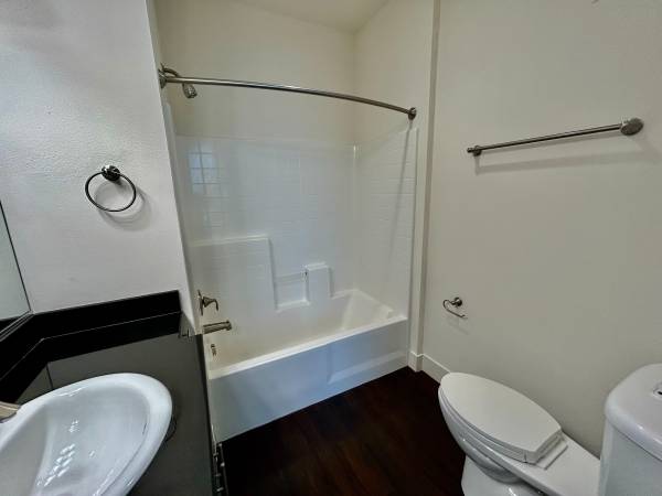 2BR/3BA Apartment · San Jose photo 5