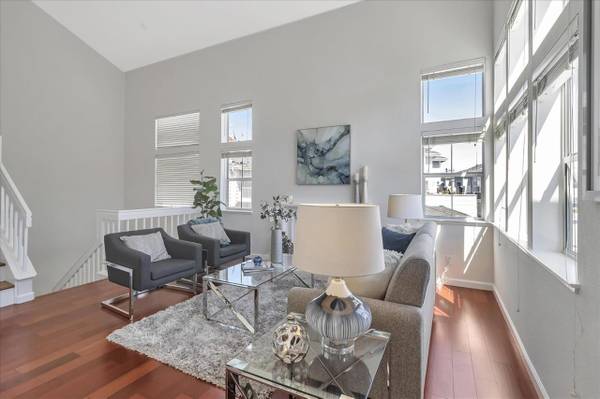 1BR/1BA Townhouse on Shoal Cir · Redwood City photo 4