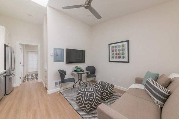 Apartments on Water St · Santa Cruz photo 3