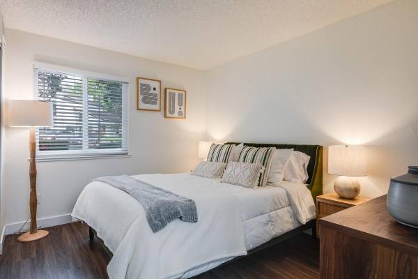 Apartments on San Jose Dr. · Antioch photo 3