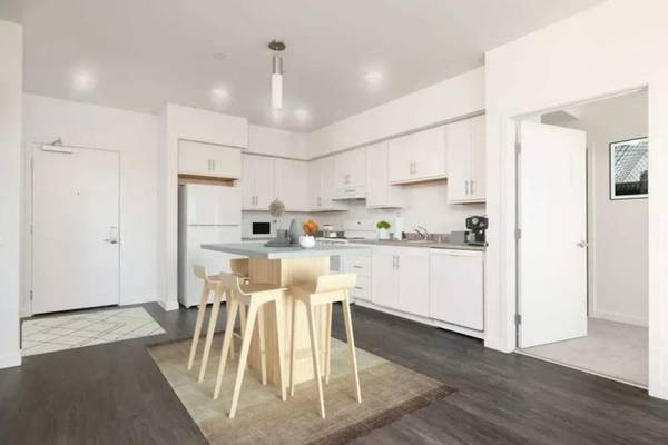 Apartments on Main St · Redwood City photo 4