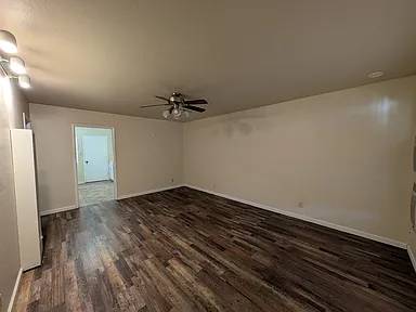 2BR/1BA Single Family House on Valley View Rd · Hollister photo 2