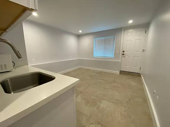 1BR/1BA Apartment · Daly City photo 4