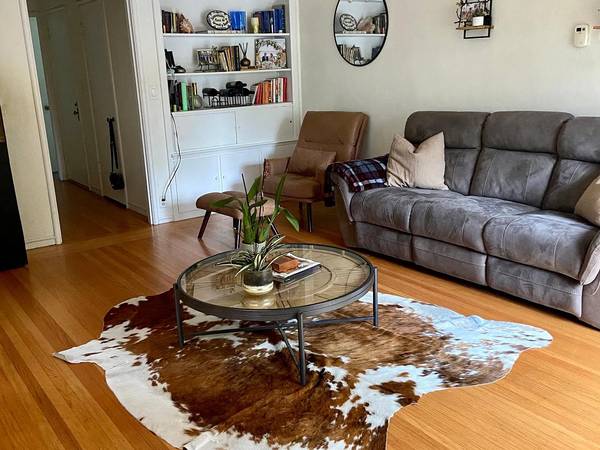 1BR/1BA Apartment on Frisbie St · Oakland photo 2