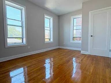 1BR/1BA Apartment on 87th Rd · Woodhaven photo 2