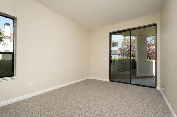 1BR/1BA Condo · Redwood City photo 5