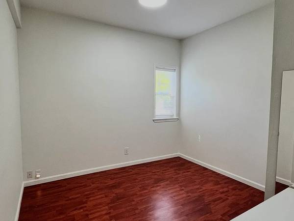 2BR/1BA Apartment on 3rd Ave · San Francisco photo 4