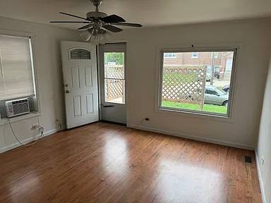 1BR/1BA Single Family House on S Lancaster Ave · Aurora photo 4
