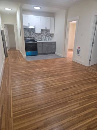 2079 Delaware St, Berkeley (Apartment) photo 2