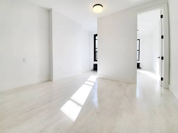 1BR/1BA Apartment on Bridgeview Dr · San Francisco photo 2
