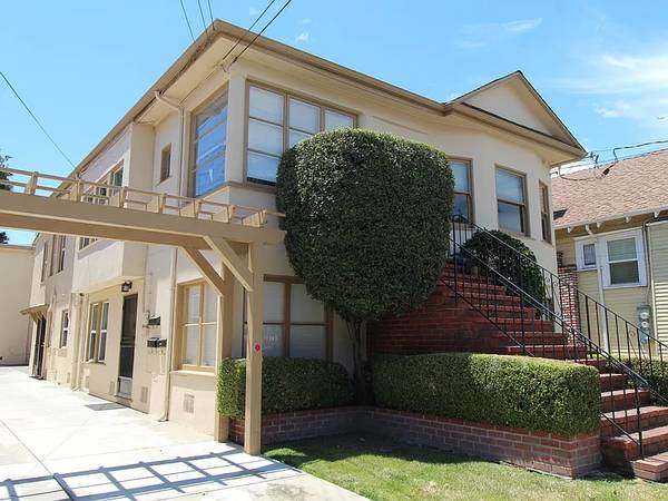 2BR/1BA Flat on Pacific Ave · Alameda photo 2