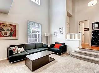 2BR/1BA Apartment · San Francisco photo 5