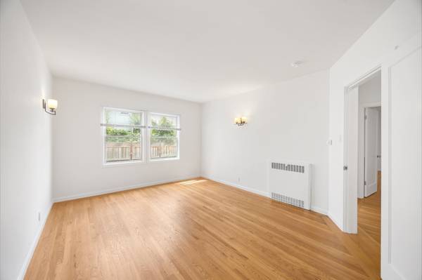 2BR/1BA Apartment · San Francisco photo 4