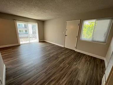 1BR/1BA Single Family House on 2nd St · Hayward photo 4