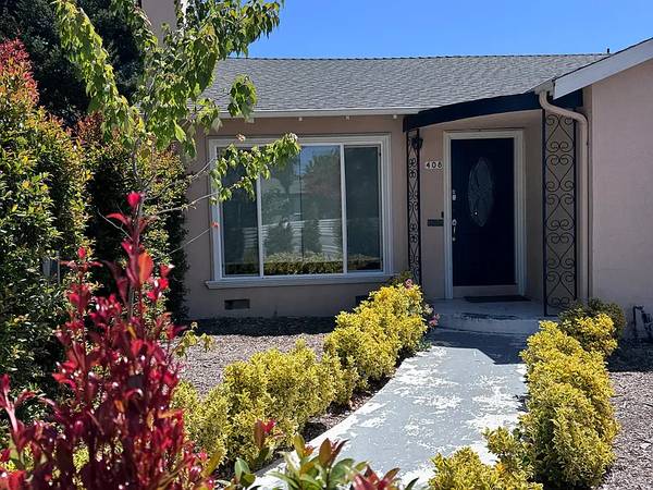 3BR/2BA Other on California St · Santa Cruz photo 2