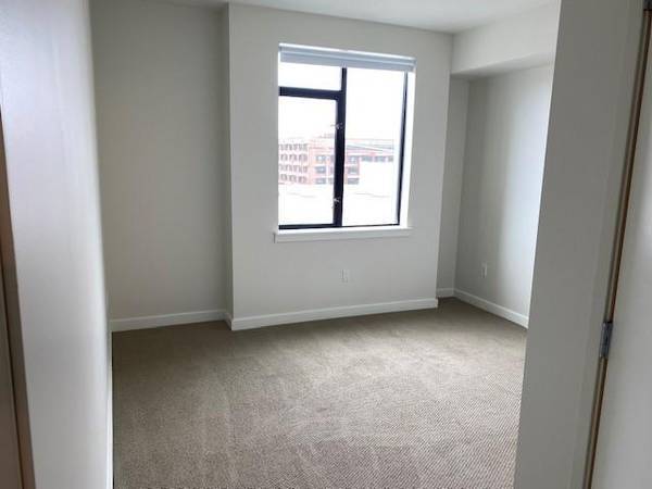 Brand-new Luxury Condo In Potrero Hill | Never Lived In photo 3