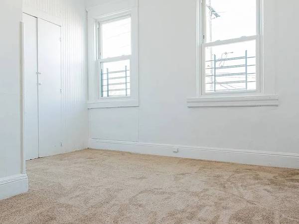 2BR/1BA Apartment · New Rochelle photo 3