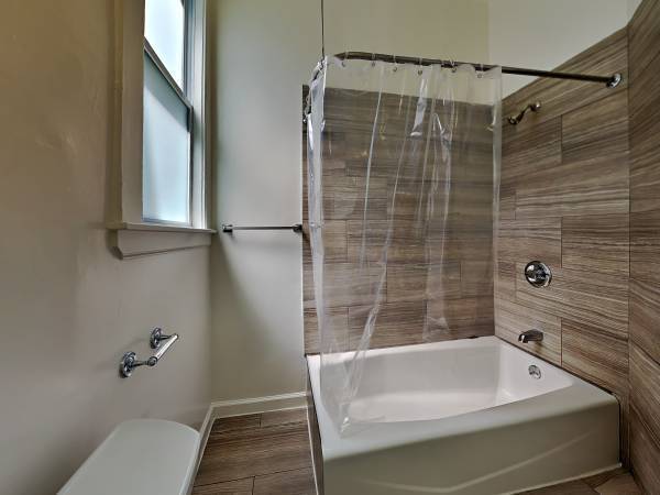 Apartments on Ainslie St · Brooklyn photo 5