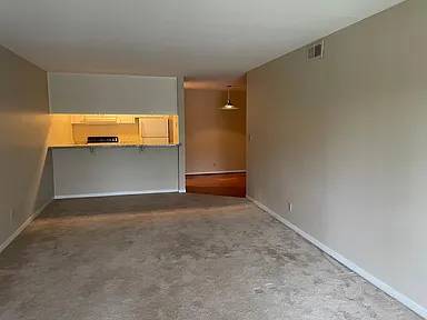 626 Mariners Island BLVD 211 photo 4