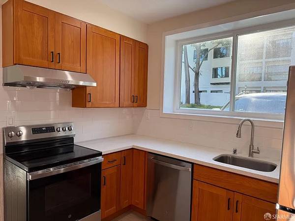 1BR/1BA Apartment on Pacific Ave · San Francisco photo 4