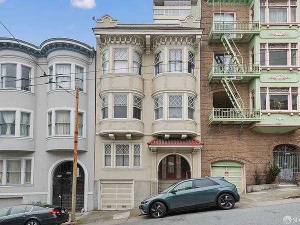 2BR/1BA Apartment on Union St · San Francisco photo 2